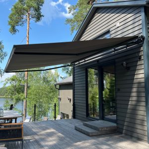Terassimarkiisi - Kaihdin Sampo - kaihtimet ja aurinkosuojaus
